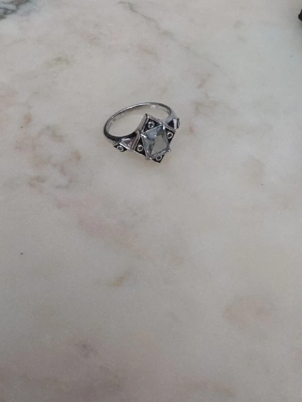 Silver-Tone Rectangular Stone Ring - 925 Sterling Silver